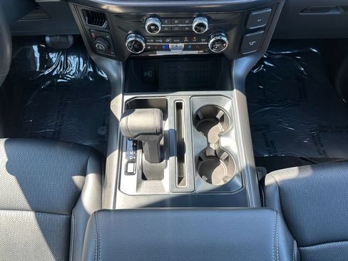 Used 2024 Ford F150 Lariat w/ Equipment Group 502A High AWD/4WD image 11