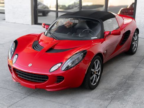 Used 2005 Lotus Elise RWD image 5