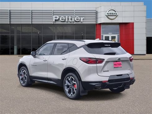 Used 2021 Chevrolet Blazer RS w/ Enhanced Convenience Package image 4