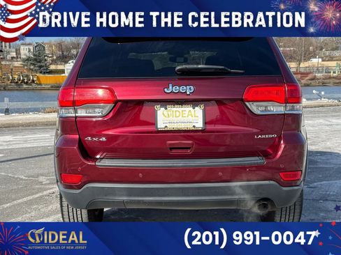 Used 2017 Jeep Grand Cherokee Laredo w/ Quick Order Package 23E AWD/4WD image 5