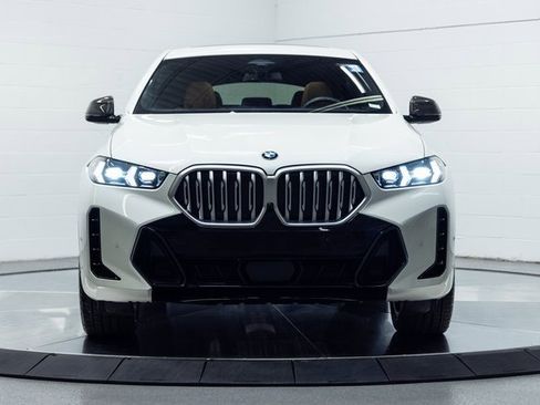 Certified 2024 BMW X6 xDrive40i w/ Executive Package image 5
