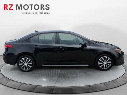 Used 2023 Toyota Corolla LE FWD image 6