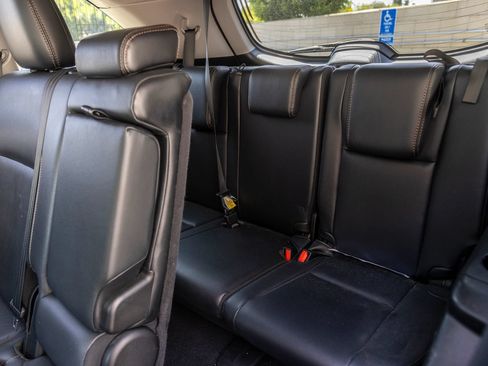 Used 2018 Toyota Highlander XLE FWD image 29