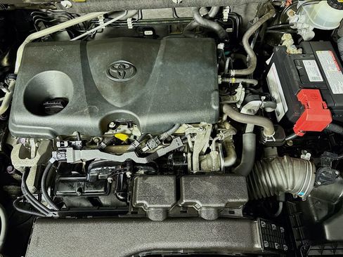 Used 2019 Toyota RAV4 Limited w/ Advanced Technology Package image 40