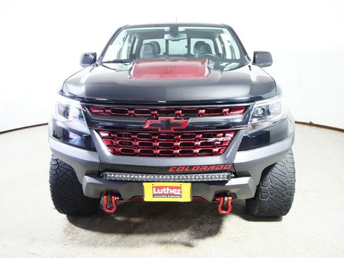 Used 2018 Chevrolet Colorado ZR2 w/ ZR2 Midnight Special Edition AWD/4WD image 2