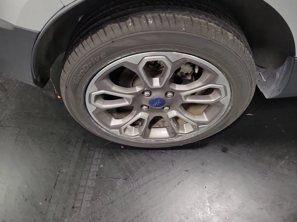 Used 2021 Ford EcoSport Titanium FWD image 12