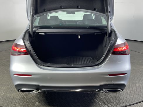 Used 2023 Mercedes-Benz E 450 4MATIC Sedan image 8