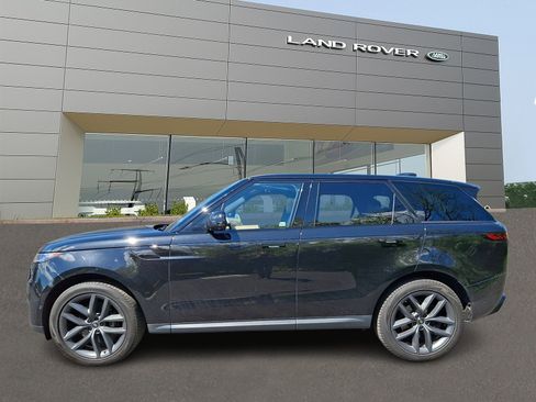 Used 2024 Land Rover Range Rover Sport SE AWD/4WD image 6