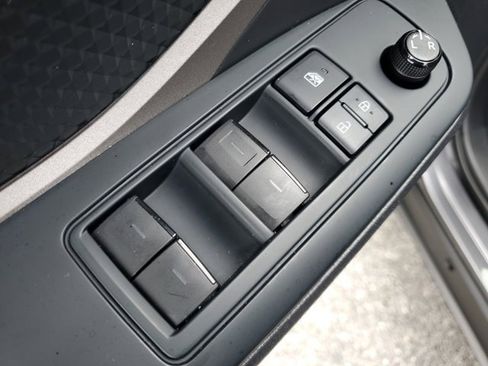 Certified 2021 Toyota C-HR LE image 15