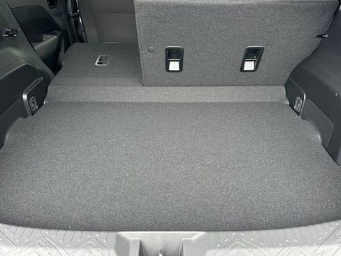 Certified 2025 Subaru Crosstrek 2.0i Premium image 17