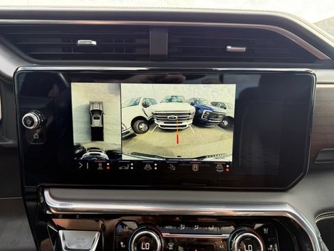 Used 2024 GMC Sierra 2500 Denali Ultimate AWD/4WD image 30