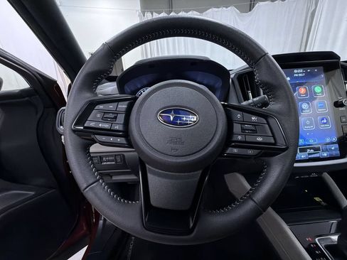 Used 2025 Subaru Forester Premium AWD/4WD image 27