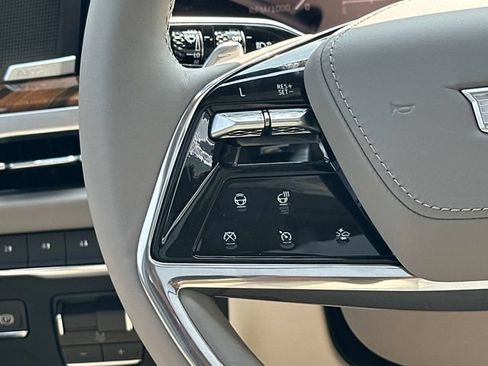 New 2026 Cadillac Escalade Platinum Luxury AWD/4WD image 7
