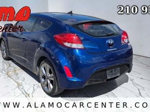 Used 2016 Hyundai Veloster w/ Option Group 02 FWD image 3