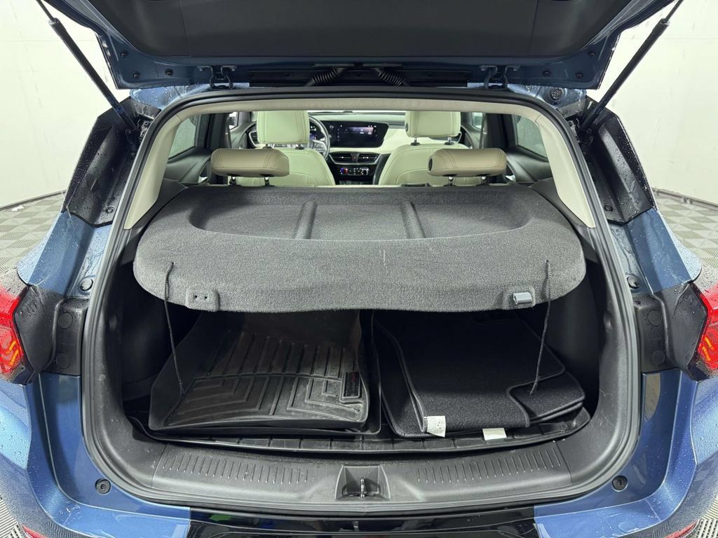 Used 2024 Buick Encore GX Sport Touring w/ Experience Buick Package FWD image 14