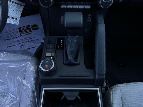 New 2026 Toyota 4Runner SR5 image 14