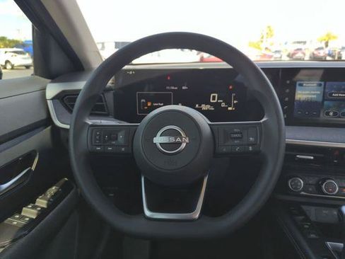 Certified 2025 Nissan Kicks SV w/ SV Premium Package AWD/4WD image 23