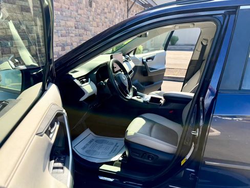 Used 2024 Toyota RAV4 Limited w/ Weather Package AWD/4WD image 10