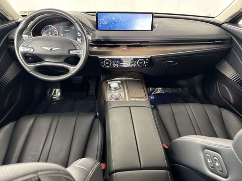 Used 2024 Genesis G80 image 22