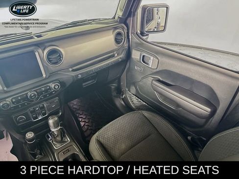 Used 2021 Jeep Wrangler Unlimited Sport image 23