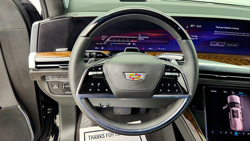 Used 2025 Cadillac Escalade ESV Sport Platinum AWD/4WD image 12
