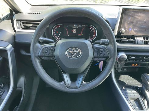 Used 2024 Toyota RAV4 LE FWD image 20