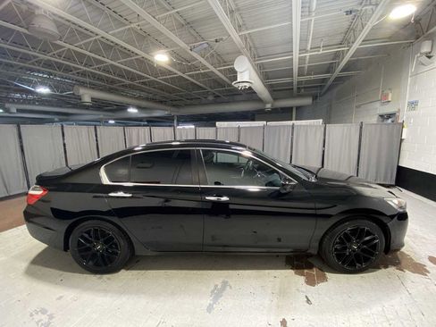 Used 2014 Honda Accord Sport image 27