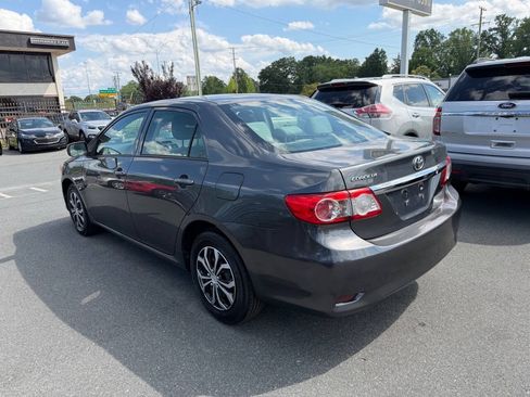 Used 2012 Toyota Corolla L FWD image 6