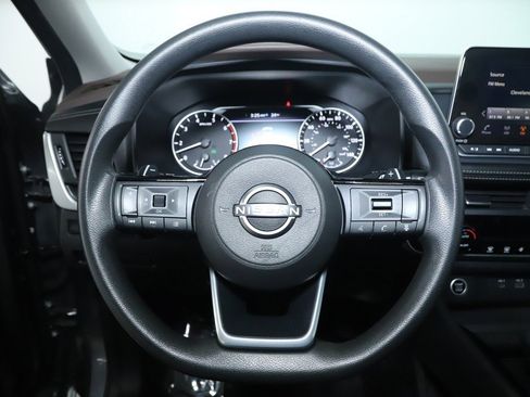 Used 2023 Nissan Rogue SV image 21