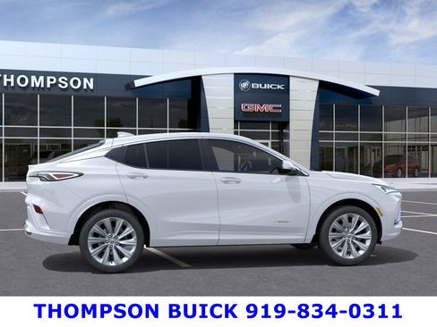 New 2025 Buick Envista Avenir image 5