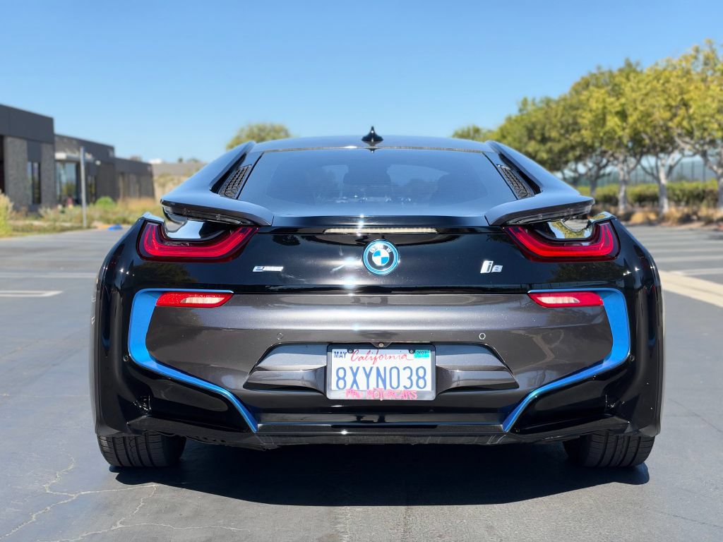 Used 2016 BMW i8 AWD/4WD image 10