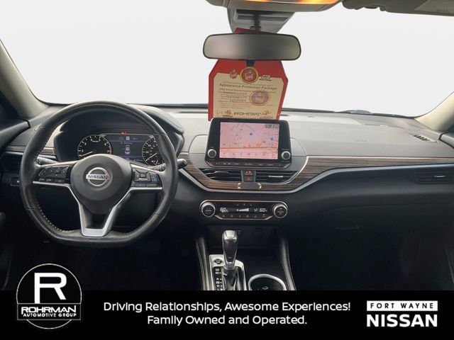 Used 2022 Nissan Altima 2.5 SL FWD image 14