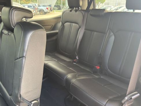 Used 2023 Jeep Wagoneer Series II AWD/4WD image 18