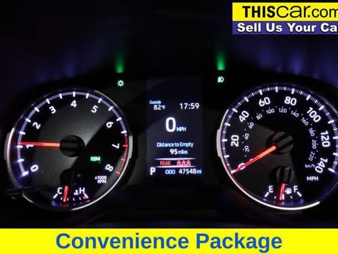 Used 2021 Toyota RAV4 XLE Premium w/ Carpet Mat Package (TMS) FWD image 14