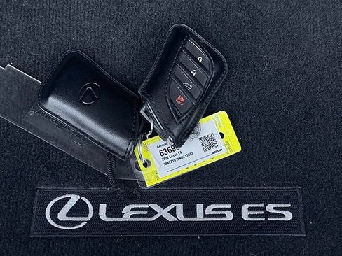 Used 2022 Lexus ES 350 Luxury w/ Accessory Package image 36