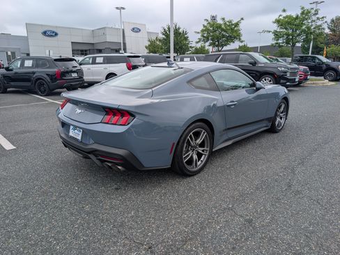 Certified 2025 Ford Mustang Coupe RWD image 3