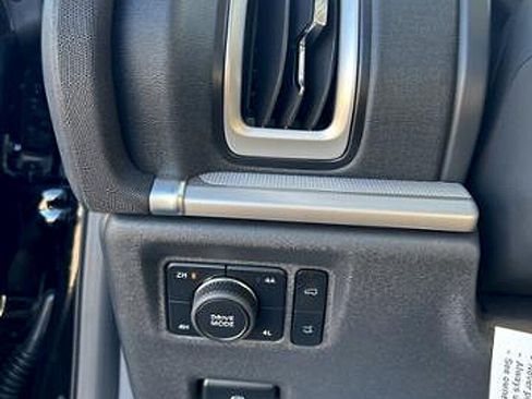 New 2025 Ford Expedition Max Active AWD/4WD image 20