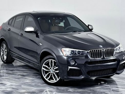 Used 2018 BMW X4 M40i image 3