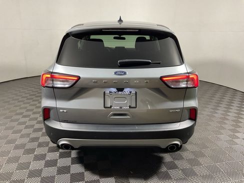 Used 2022 Ford Escape SE w/ Cold Weather Package AWD/4WD image 14