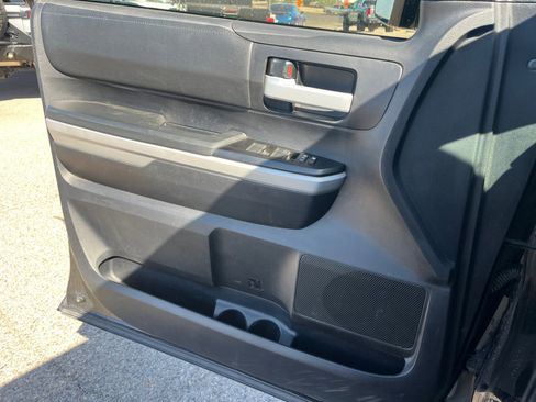Used 2020 Toyota Tundra SR5 w/ SR5 Upgrade Package image 13