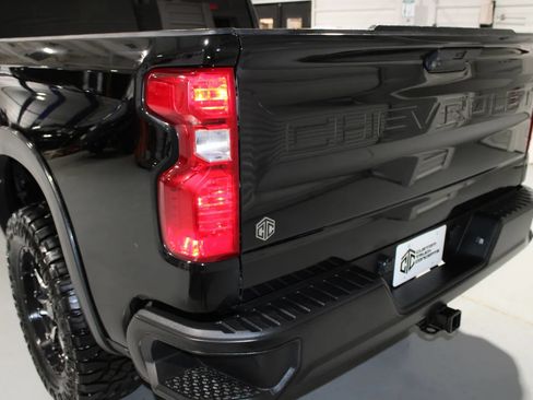 Used 2020 Chevrolet Silverado 1500 W/T w/ WT Value Package AWD/4WD image 16