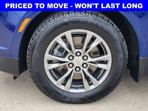 Used 2023 Cadillac XT5 Premium Luxury AWD/4WD image 17