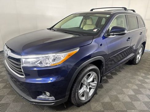 Used 2016 Toyota Highlander Limited w/ Protection Package #3 AWD/4WD image 8