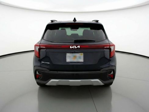 Used 2025 Kia Seltos S image 7