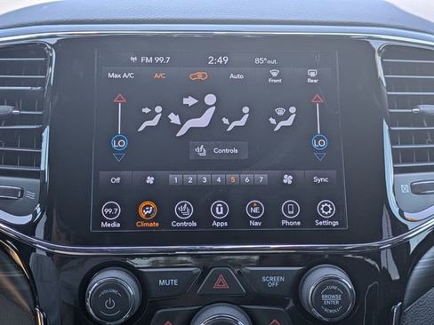 Used 2019 Jeep Grand Cherokee Altitude AWD/4WD image 27