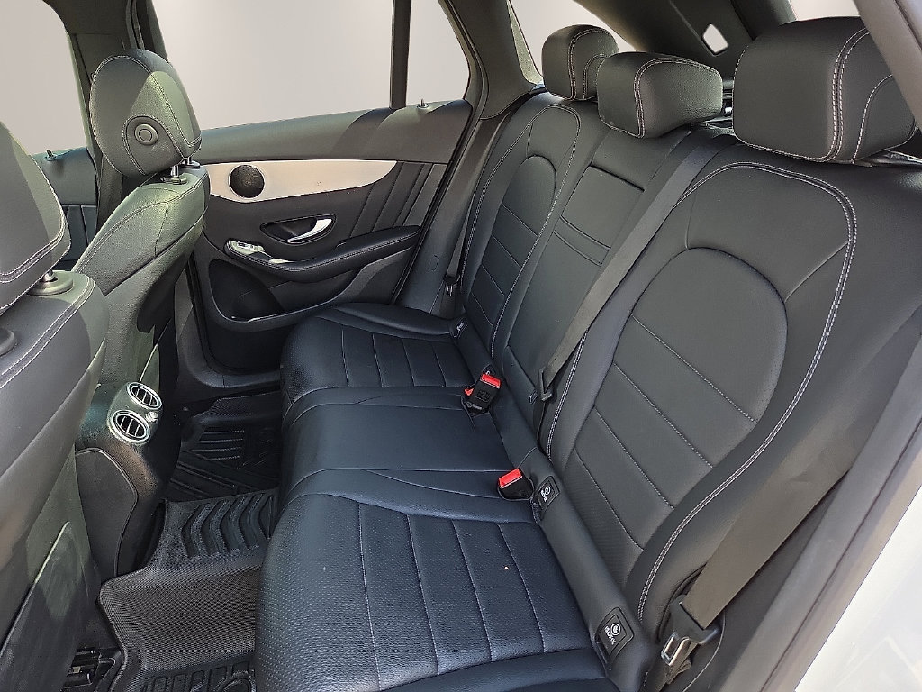Used 2022 Mercedes-Benz GLC 300 image 16