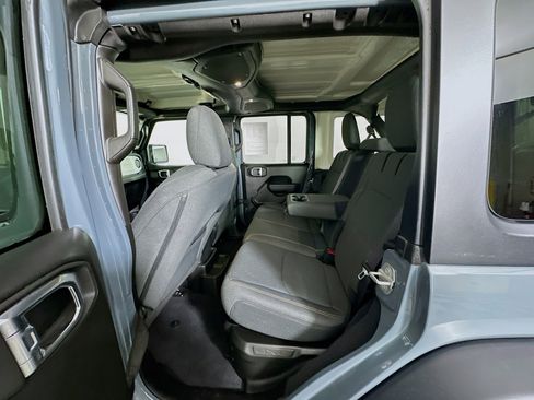 Used 2025 Jeep Wrangler Sport S w/ Convenience Group image 25