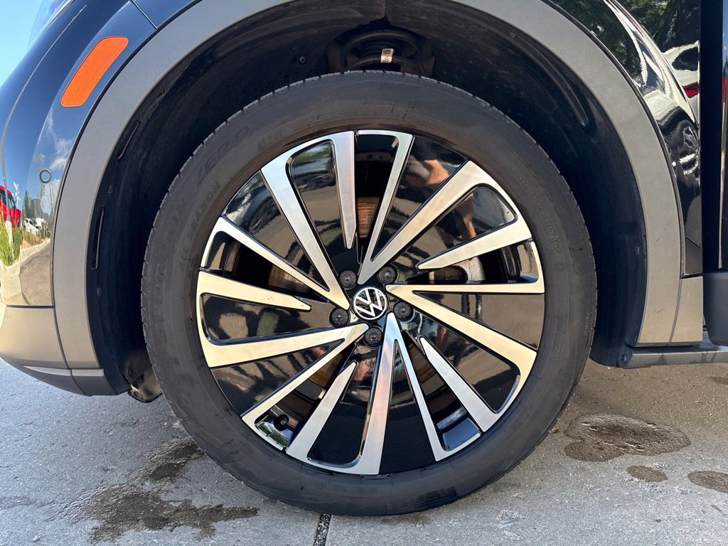 Certified 2023 Volkswagen ID.4 Pro S Plus AWD/4WD image 28