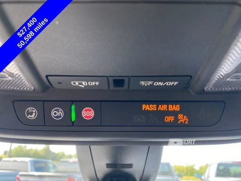 Used 2023 Chevrolet Traverse LT FWD image 30