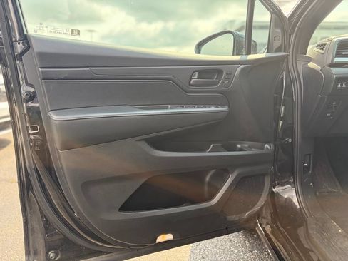 Used 2025 Honda Odyssey Sport-L image 23